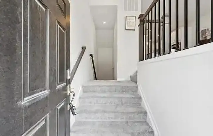 3 bed, 3.5 bath, 1860 sqft, $3,650 — Photo 4