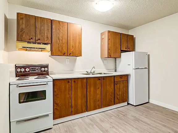3rd image of 5520 51st St #501409