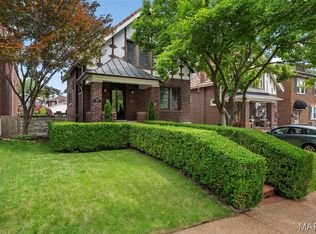 3841 Bowen St, Saint Louis, MO 63116