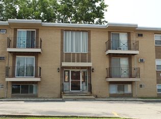 5382 Lee Rd #47, Maple Heights, OH 44137