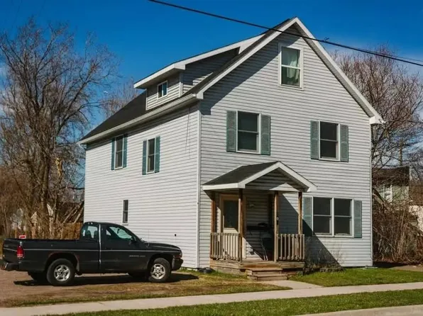 306 Ridge St, Sault Sainte Marie, MI
