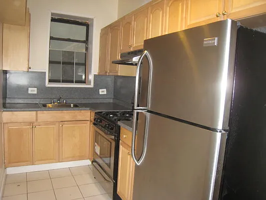 Rented by Bohemia Realty Group | media 48