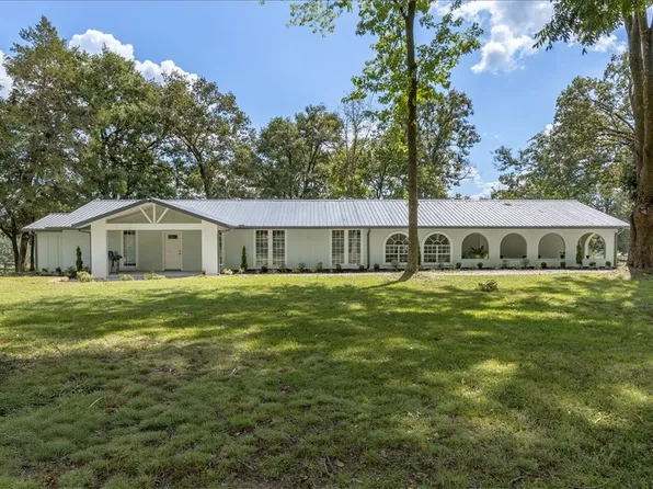 19512 Highway 303 S, Springdale, AR 72764