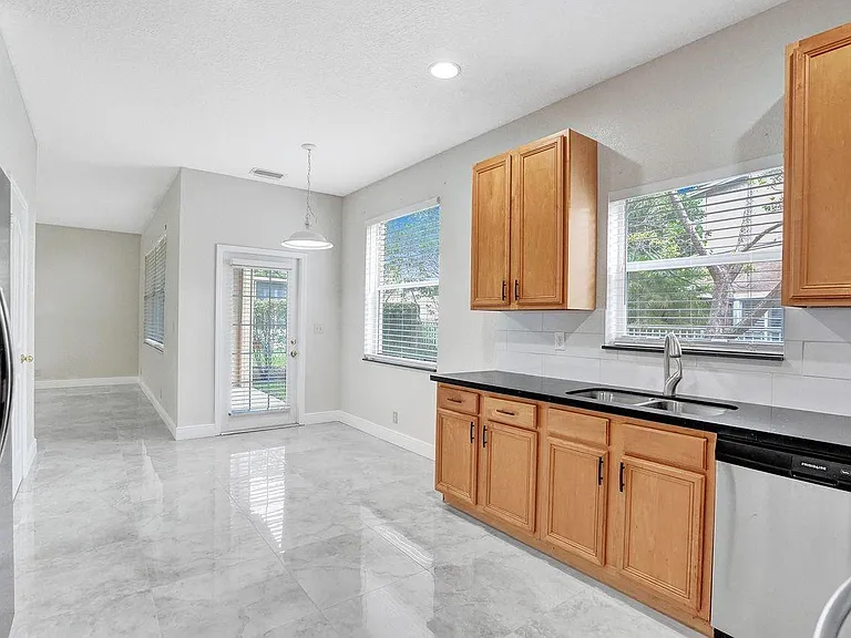 12645 NW 8th Ct — Photo 10