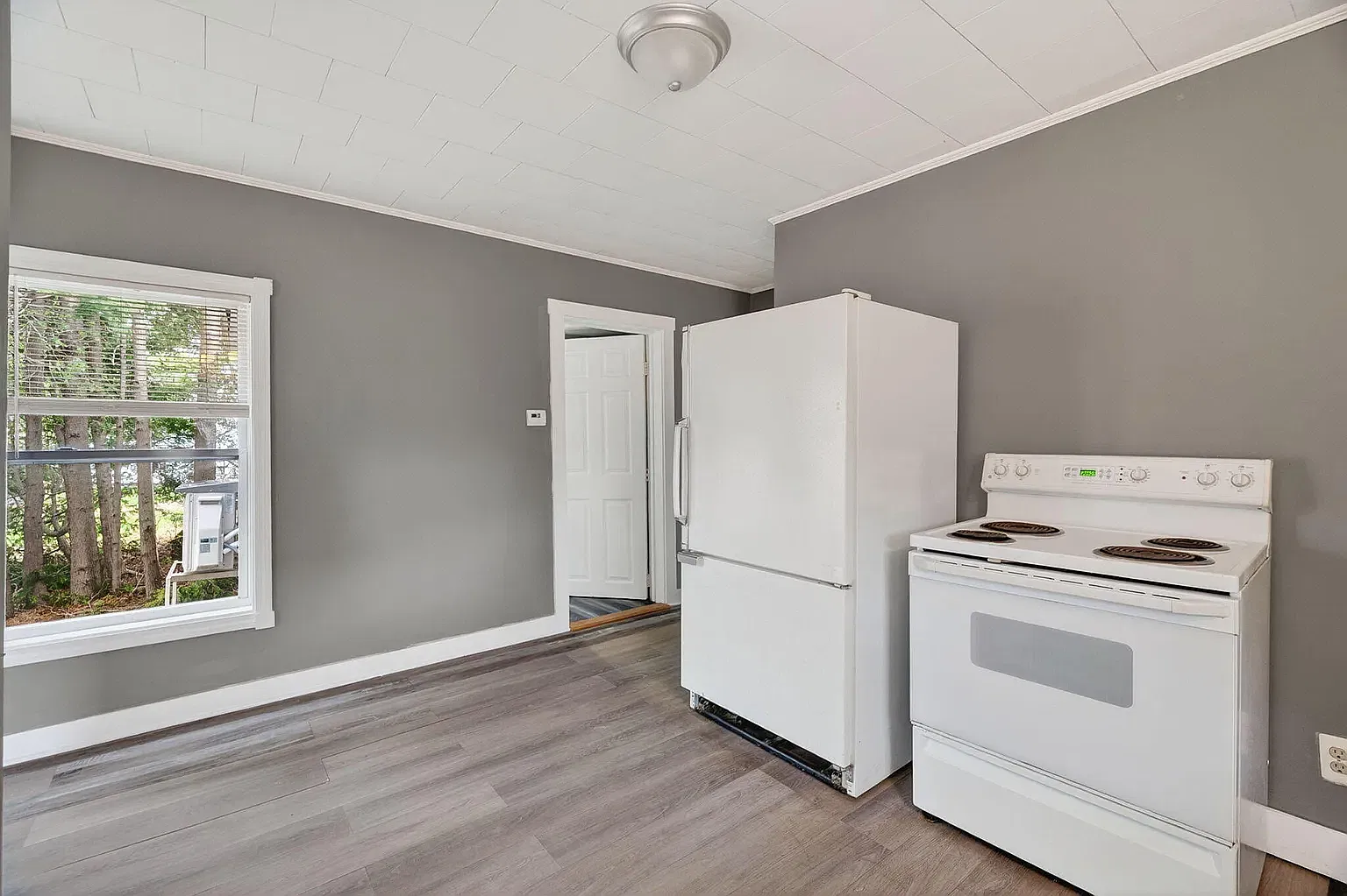2 bed, 800 sqft, $1,650 — Photo 4