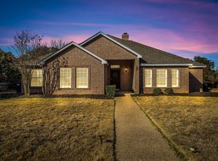 7500 Caddo Ct, Fort Worth, TX 76132