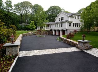 9 Annjim Dr, Greenwich, CT 06830