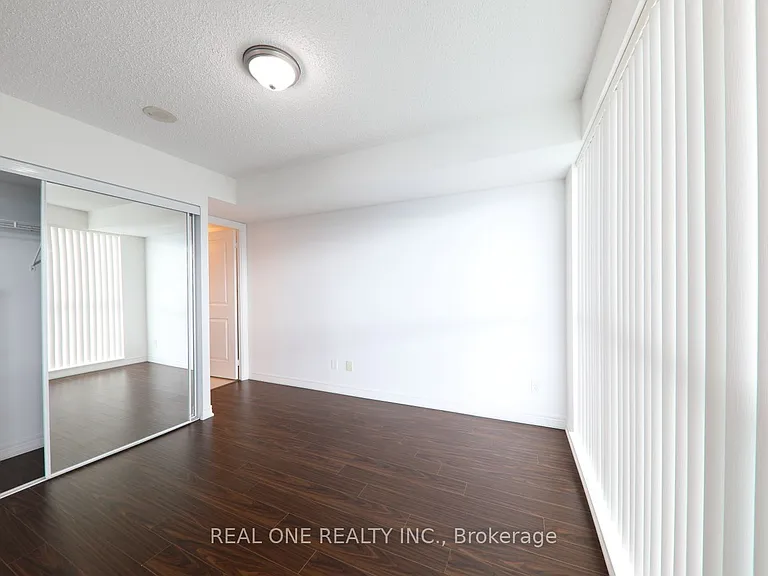 50 Town Centre Ct #1502 — Photo 14