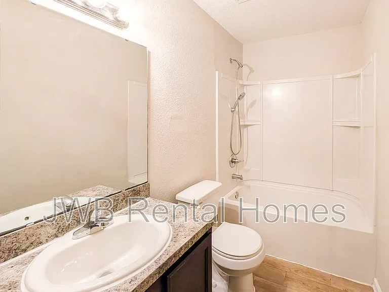 8460 McGirts Village Ln — Photo 8
