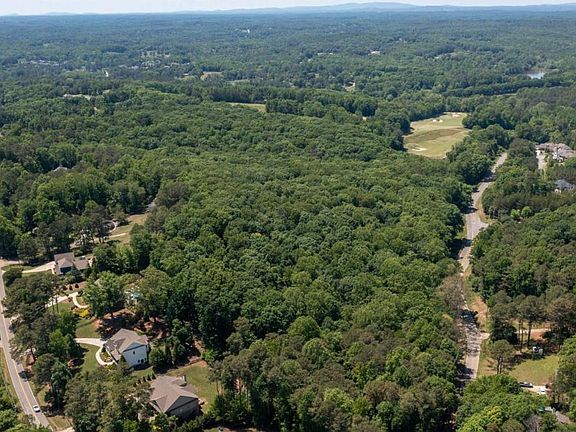 3rd image of 1981 Mountain Rd