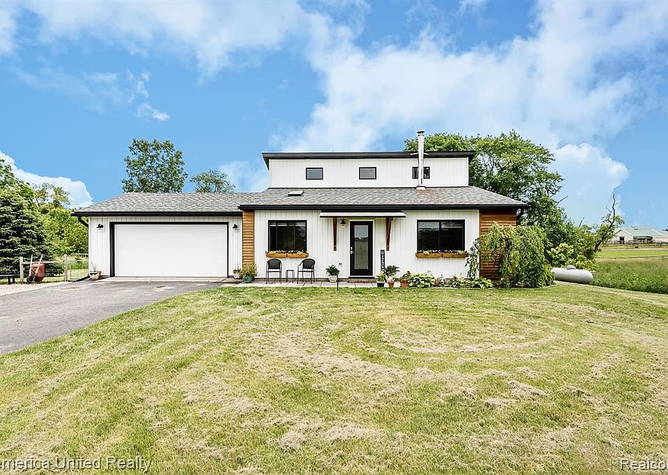 2615 Cedar Lake Rd, Howell, MI 48843 Zillow