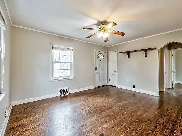 12759 Circle Dr — Photo 4