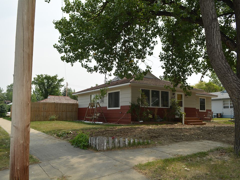 On corner/oversize lot