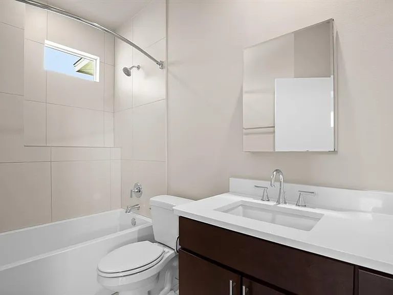 5404 Bennett Ave #A — Photo 26