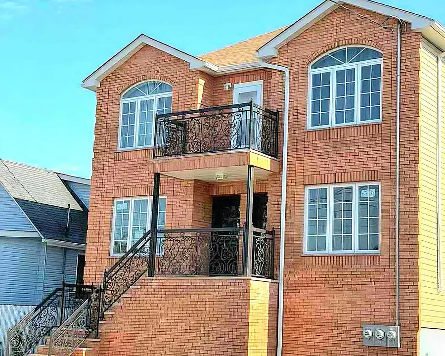 45 Lansing St #1