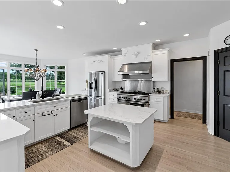 4206 Royal Fox Dr — Photo 16