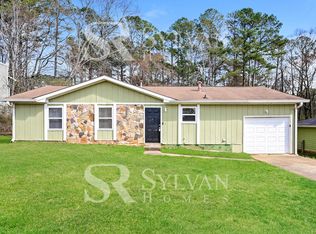 6142 Katherine Rd, Rex, GA 30273