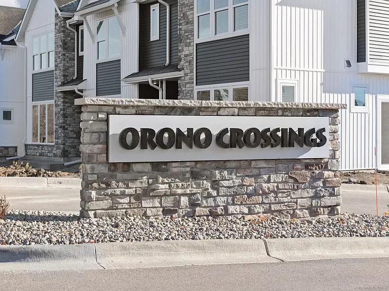 2434 Blossom Cir — Photo 12