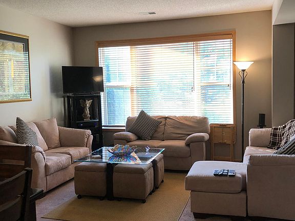 3rd image of 13905 53rd Ave N #404