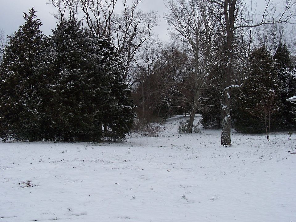 2nd image of 3063 Asbury Ln