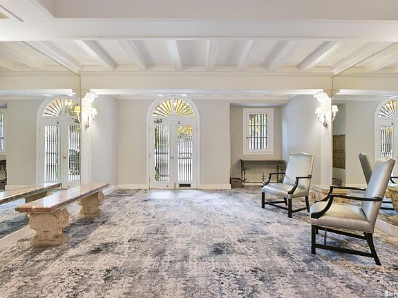 3rd image of 1900 Broadway APT 6
