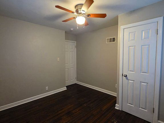5th image of 10209 E 58th Ter