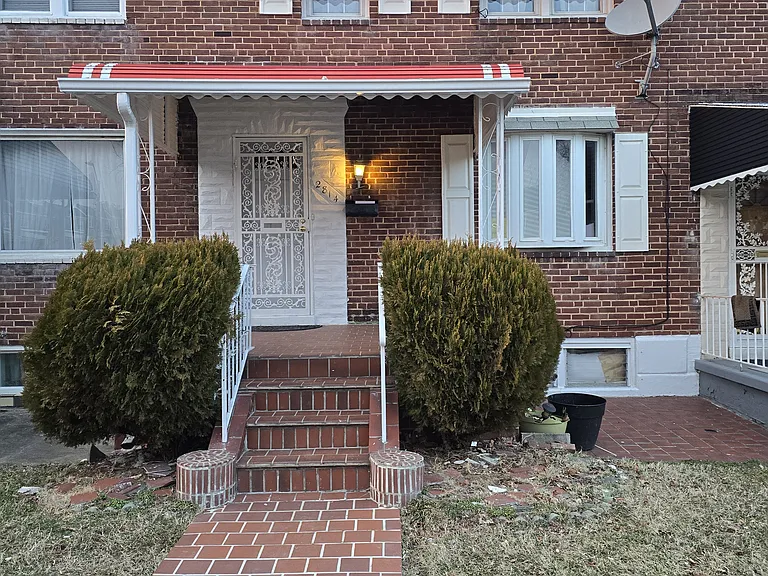 2814 E Federal St — Photo 14