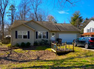 5403 Pinewood Dr, Knoxville, TN 37918