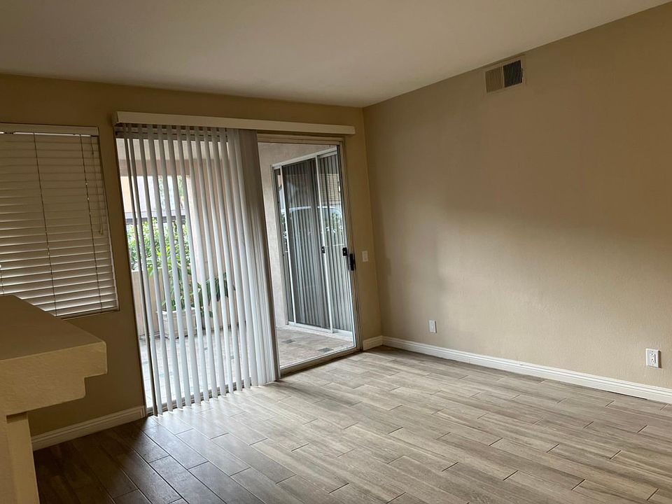 Living room with plenty of light