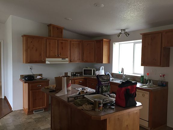 4th image of 14635 La Place Ln