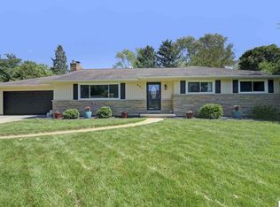 931 Thorntree Blvd, Jackson, MI 49203