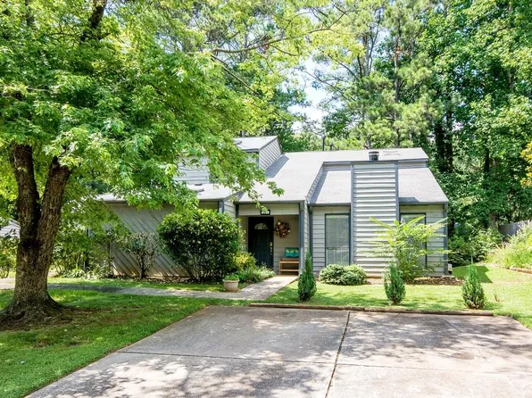 281 Heathersett Dr, Marietta, GA 30064