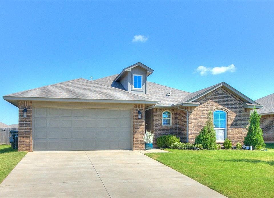 1st image of 3915 Abingdon Dr