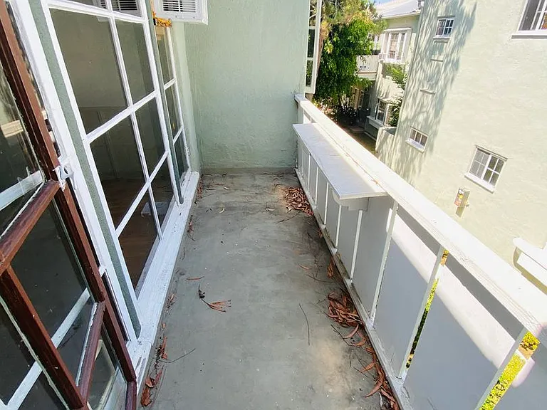 6300 W Olympic Blvd — Photo 9