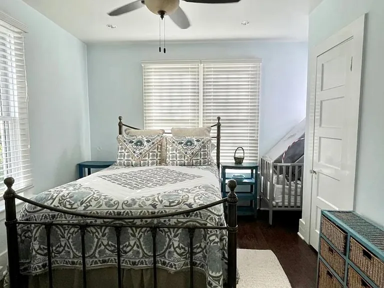 109 Gaston Ave — Photo 9