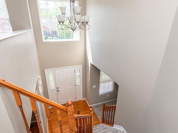 2nd image of 1457 Tecumseh Dr