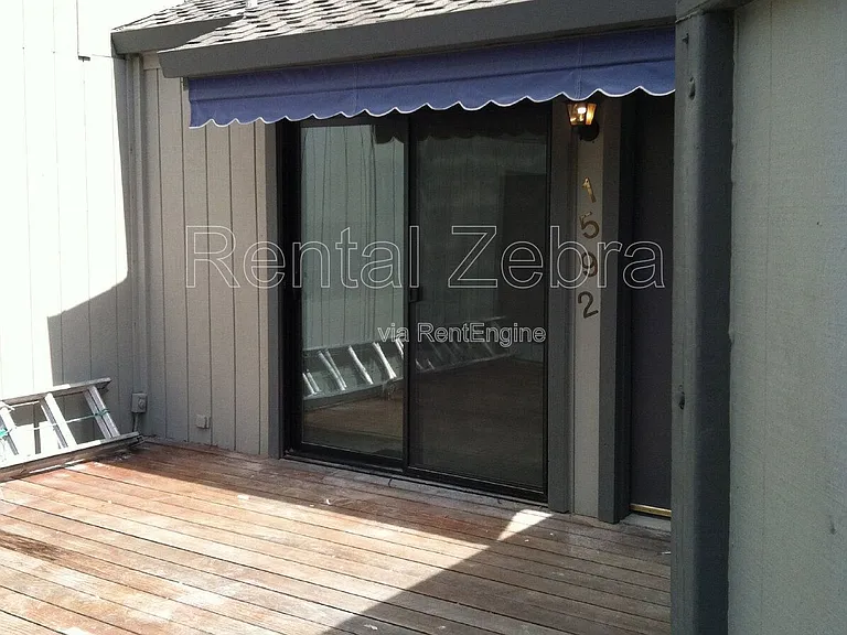 1592 Ashwood Dr — Photo 18