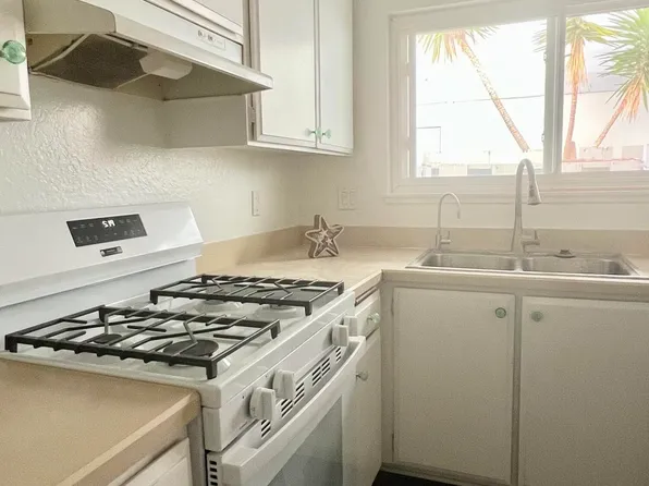 2511 Harbor Blvd APT 1, Ventura, CA 93001