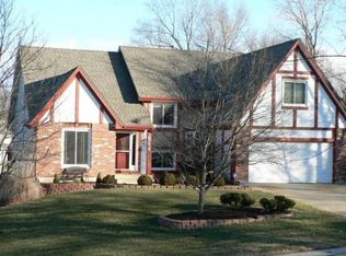 5774 Richards Cir, Shawnee, KS 66216