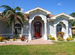 2705 SW 5th St, Cape Coral, FL 33991