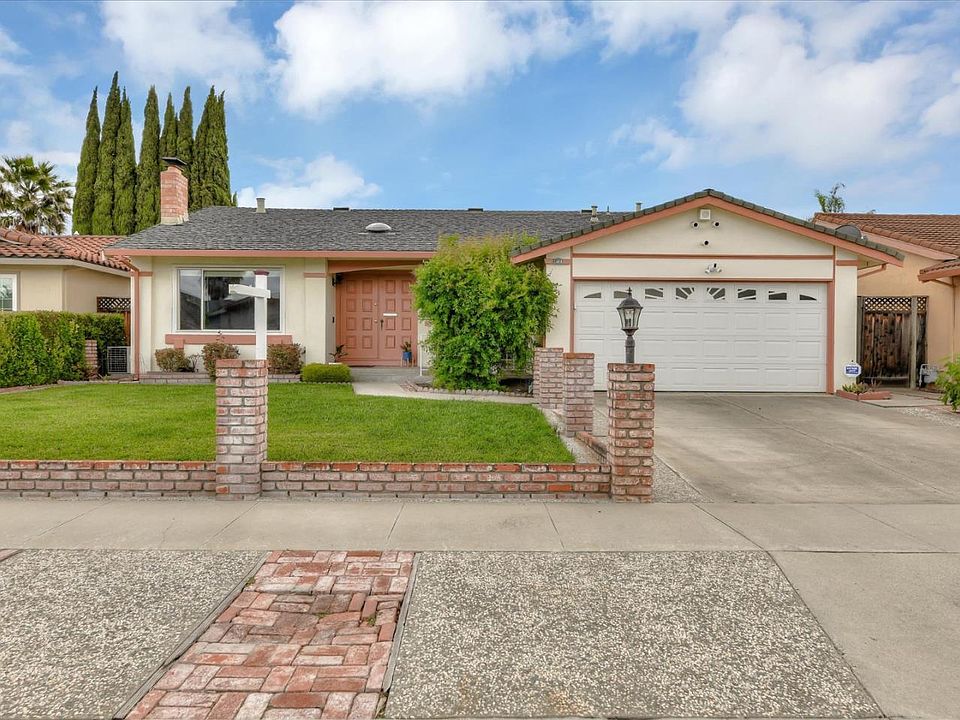 1st image of 5888 Erskine Ct