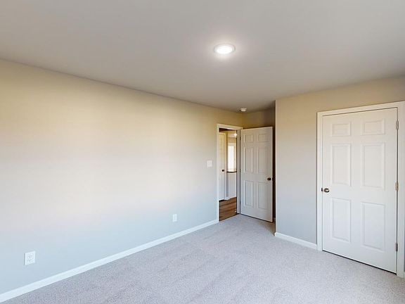 3rd image of 202 Berkshire Drive