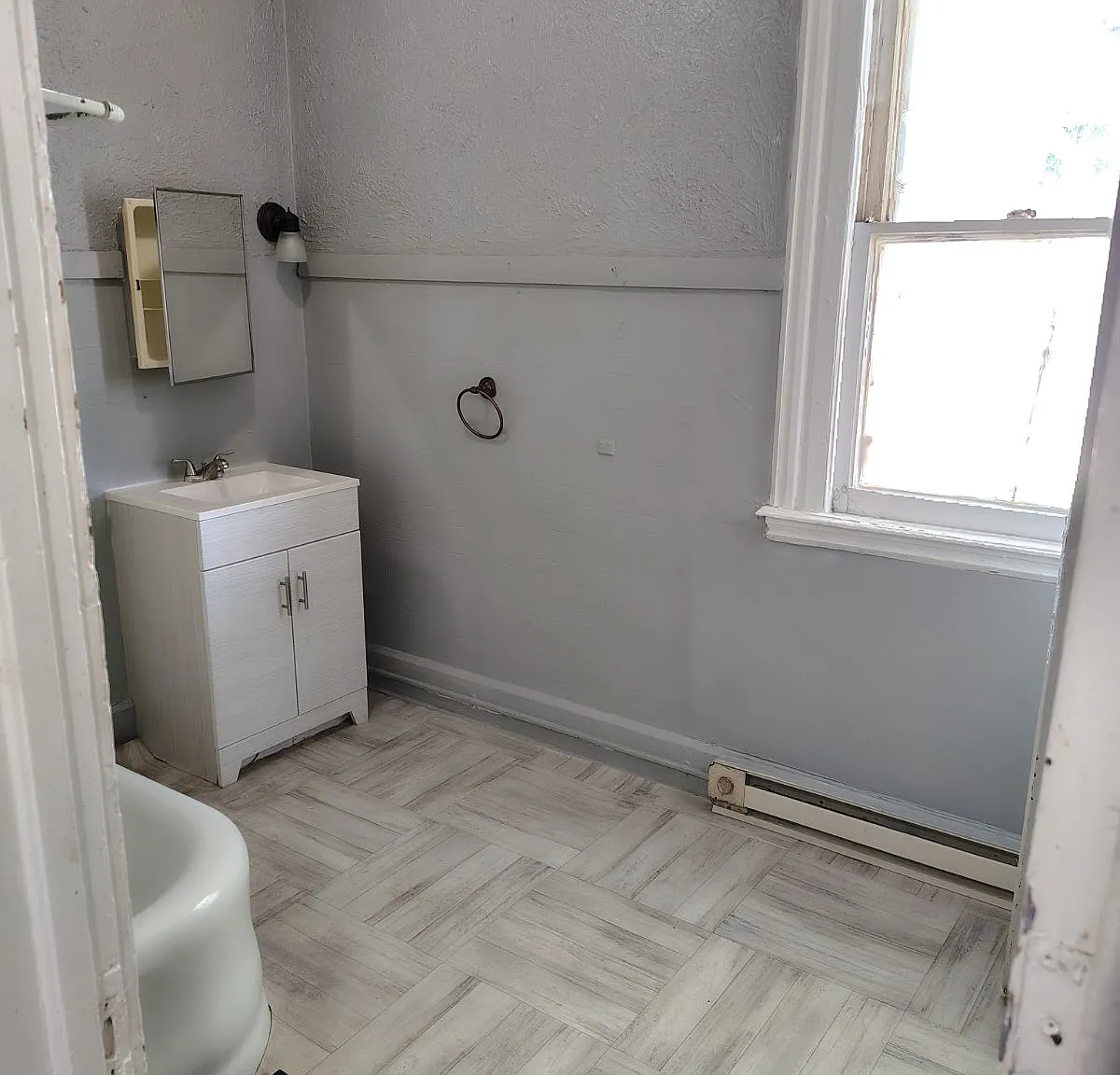 2 bed, 580 sqft, $700 — Photo 2