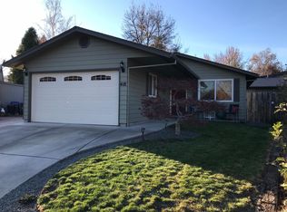 418 Thornton Cir, Talent, OR 97540