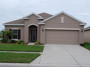 812 Fern Leaf Dr, Ruskin, FL 33570