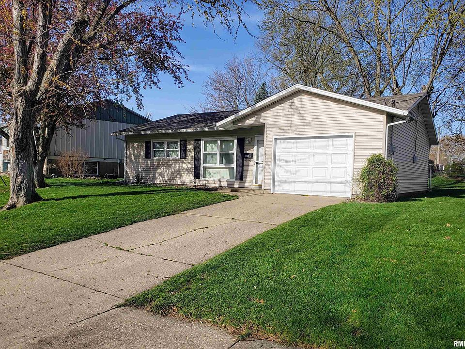 1701 Florence Ave, Pekin, IL 61554 Zillow