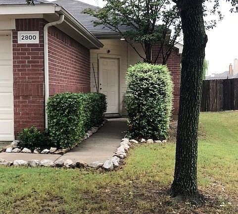 2nd image of 2800 Lynx Ln
