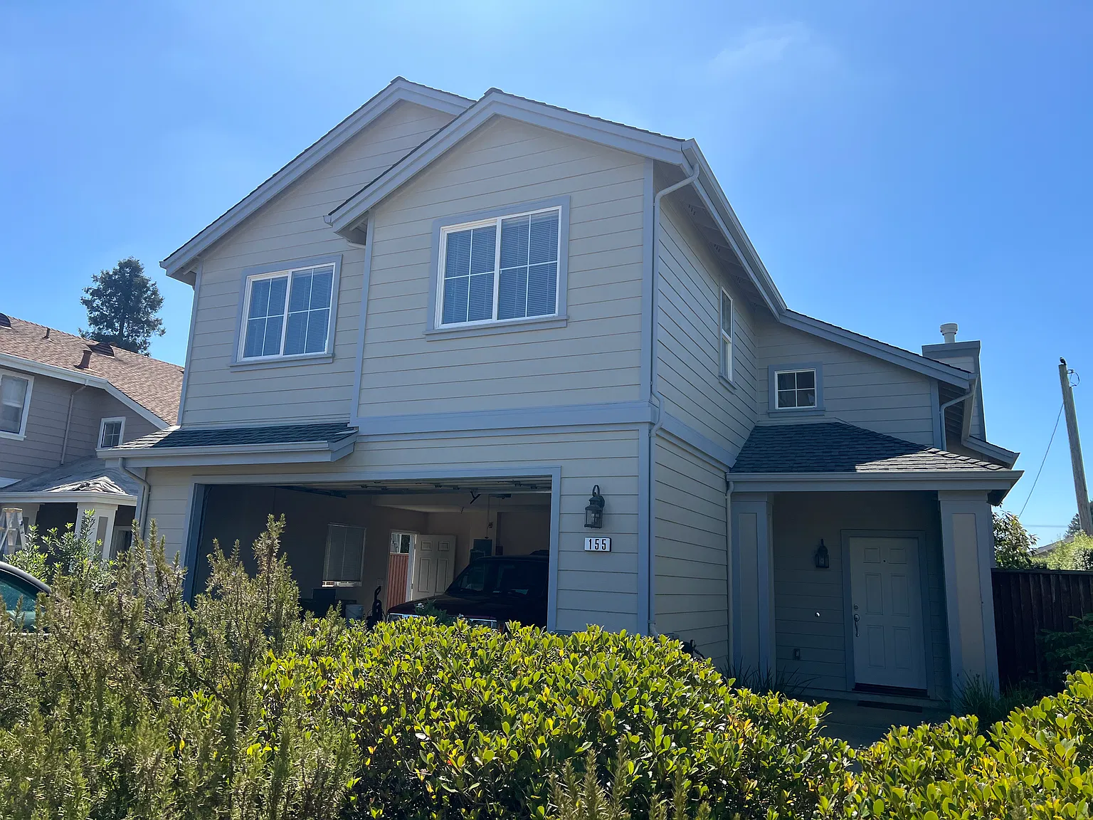 3 bed, 2.5 bath, 1734 sqft, $4,500 — Photo 2