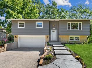 1103 N Greenfield Ln, Mount Prospect, IL