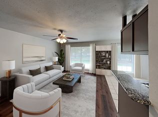 920 E 3rd St, Springtown, TX 76082